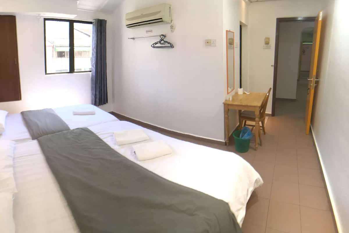 Dreibettzimmer | Schallisolierte Zimmer, kostenloses WLAN