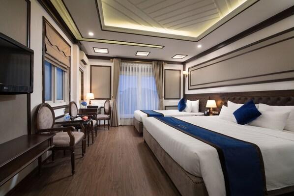 เครื่องนอนระดับพรีเมียม, มินิบาร์, ตู้นิรภัยในห้องพัก, โต๊ะทำงาน