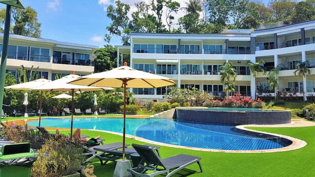 Outdoor pool, open 8:00 AM to 8:00 PM, pool umbrellas, sun loungers - KB Apartments 1 Karon Beach by PHR (Karon)