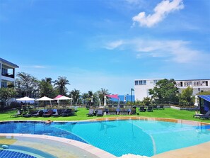 Outdoor pool, open 8:00 AM to 8:00 PM, pool umbrellas, pool loungers