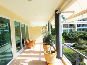 Two Bedroom Apartment | Balcon