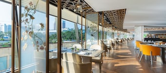 China Hotel