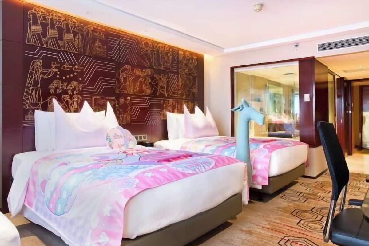 1 Schlafzimmer, Minibar, Zimmersafe, Schreibtisch
