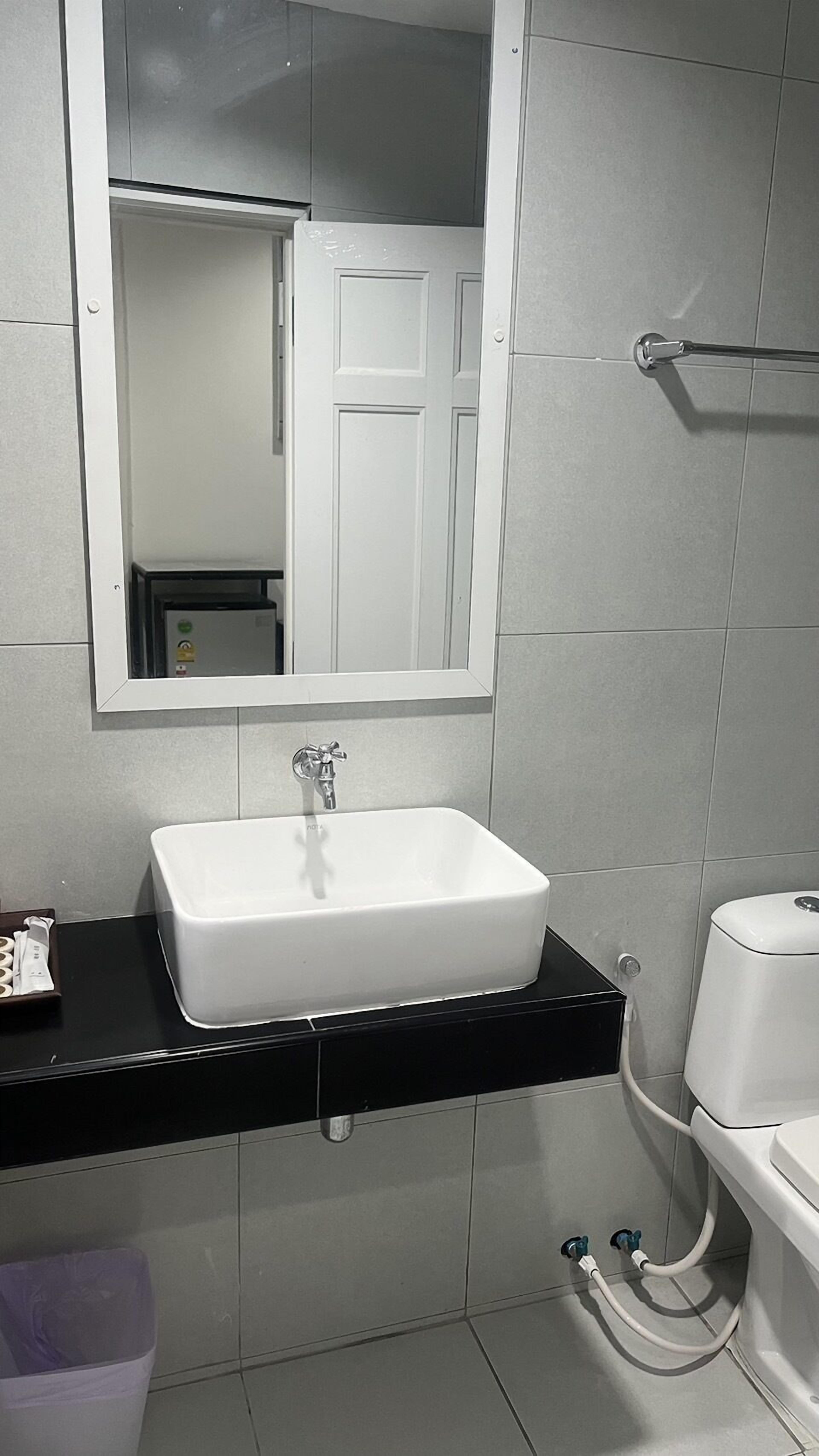 sabai family | bathroom | shower, free toiletries, slippers