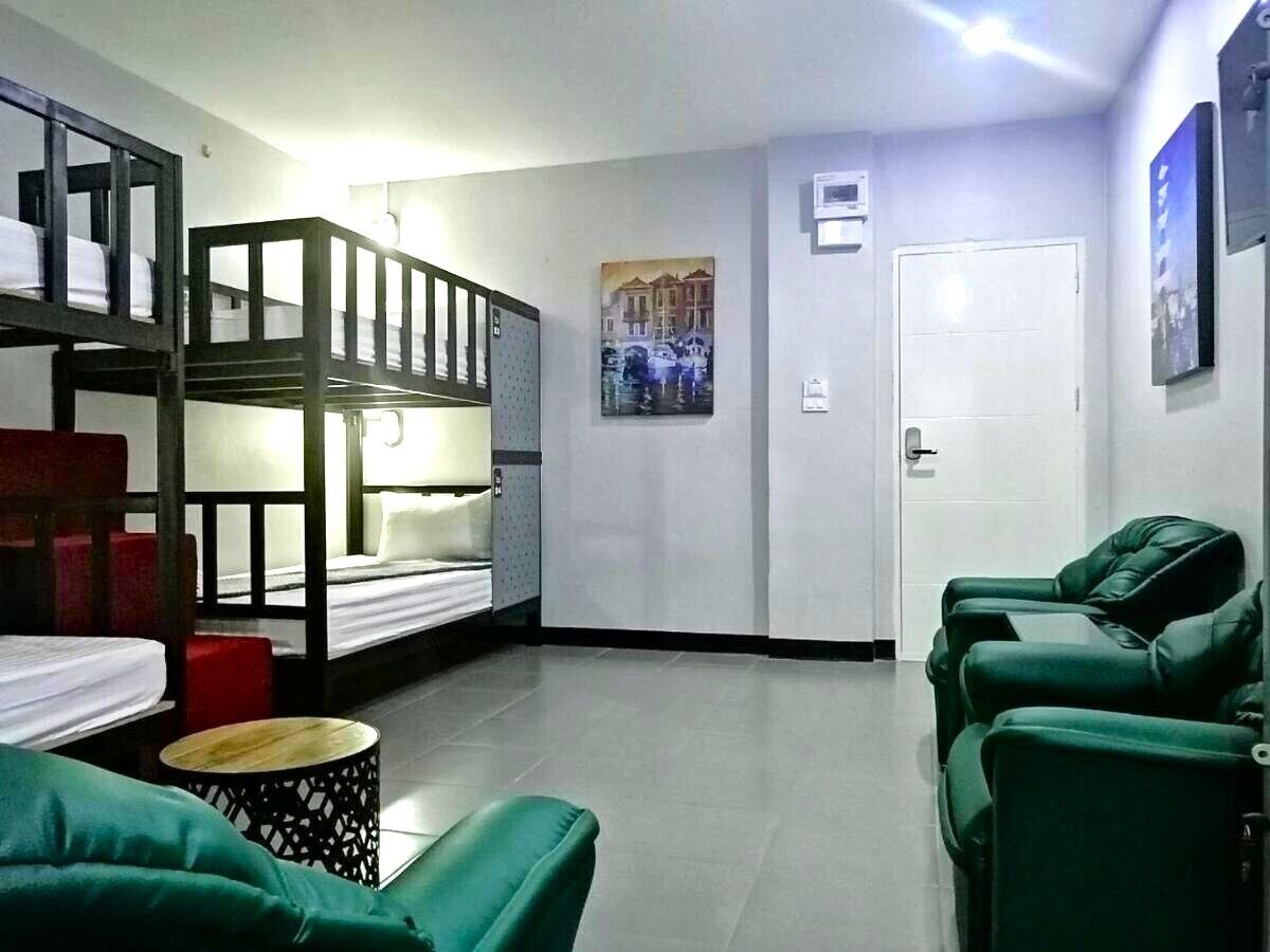 Sabai Family | 遮光カーテン、WiFi (無料)