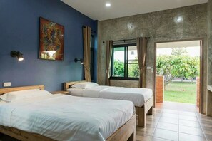 Quarto standard | Frigobar, ferros/tábuas de passar roupa, Wi-Fi de cortesia