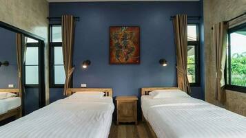 Quarto standard | Frigobar, ferros/tábuas de passar roupa, Wi-Fi de cortesia