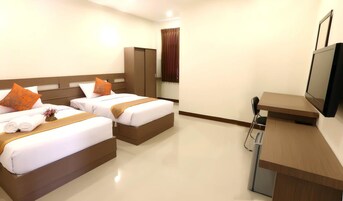 Standard Twin Room | Free WiFi