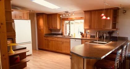 Panoramic view ranch house near Crater Lake