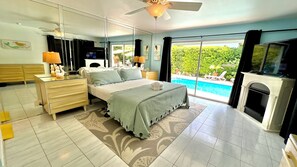 4 bedrooms, desk, iron/ironing board, free WiFi - Swim with Butterflies! Heat Pool, Butterfly Garden, Screened Patio, Native Birds (Deerfield Beach)