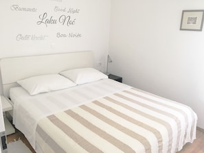 2 habitaciones, wifi gratis y ropa de cama