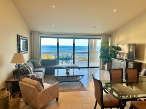 Smart TV, DVD player, stereo - Oceanview, Private Jacuzzi, Golf Resort Walk to Beach (Cabo San Lucas)