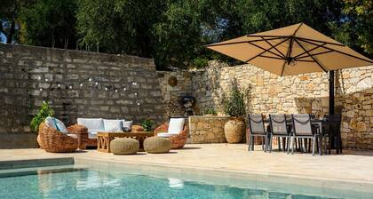 Serenity Villa - Three Bedroom Villa, Sleeps 6