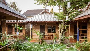 Signature Bungalow - Jaidee Bamboo Huts (Chiang Mai)