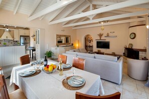 Interior - Maritina Villa - Three Bedroom Villa, Sleeps 6 (Gaios)