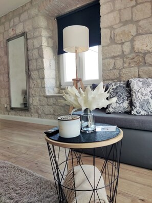 Studio | Individuelt dekorert, individuelt innredet og blendingsgardiner