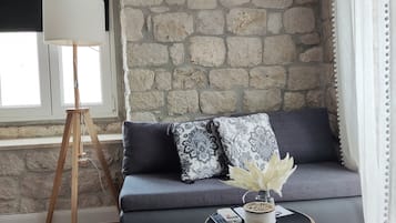 Studio | Individuelt dekorert, individuelt innredet og blendingsgardiner