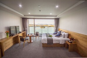 Desk, free WiFi, bed sheets, wheelchair access - OceanHill Hotel (Yeosu)