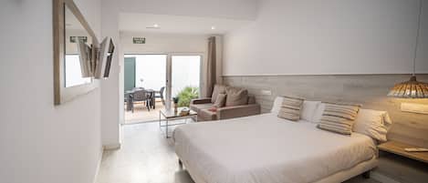 Standard Double Room, Non Smoking | 1 bedroom, down comforters, individually decorated, free WiFi