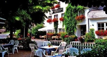 Hotel Restaurant Haus Dumicketal