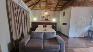 1 bedroom, premium bedding, in-room safe, desk