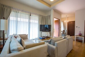 Luxury Private Pool Villa | 6 habitaciones, artículos del minibar gratis y cortinas blackout 