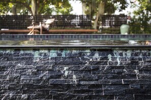 Luxury Private Pool Villa | ลานระเบียง/นอกชาน