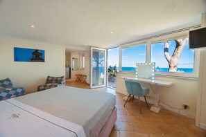 로열룸, 바닷가 | 고급 침구, 오리/거위털 이불, 미니바, 책상