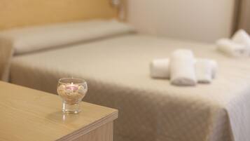 Double Room, Courtyard View (3) | Room amenity