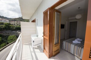 Dobbeltrom, sjøutsikt (5) | Terrasse/patio