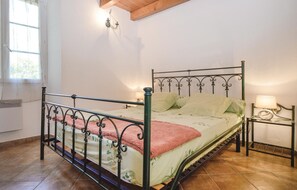 6 sovrum, resesäng, gratis wi-fi och sängkläder