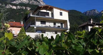 Fantastic penthouse apartment with stunning views and large balconies