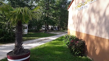 Entrada al alojamiento