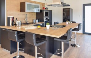 Kühlschrank, Herdplatte, Geschirrspüler