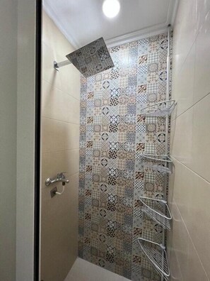 Håndklær og toalettpapir