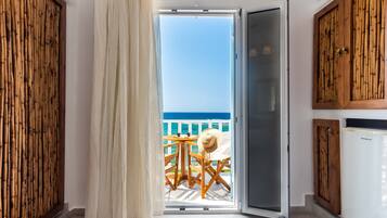 1 bedroom, in-room safe, iron/ironing board, free WiFi