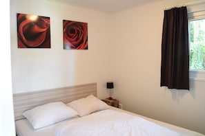 3 室のベッドルーム、WiFi