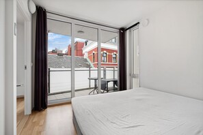 Apartamento exclusivo, 1 habitación | 2 dormitorios, decoración individual, tabla de planchar con plancha