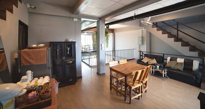 OYO 465 Krung Kao Traveller Lodge