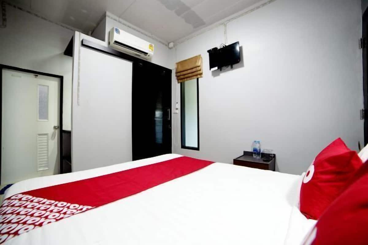 Minibar, bàn, truy cập Internet không dây miễn phí, bộ trải giường