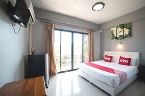 Superior Double Room | Minibar, desk, free WiFi, bed sheets