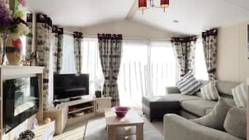 Mobil Karavan (Morningside 33) | Area keluarga | TV layar datar