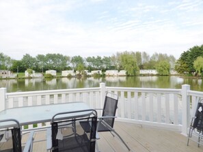 Mobile Home (Cedar Lake 37) | Balcony - Caravan Hire at Southview Leisure Park (Skegness)