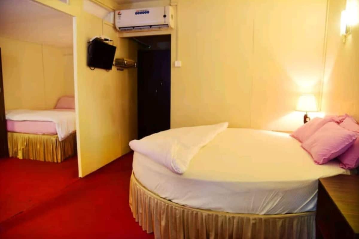 Deluxe Quadruple Room | Pillowtop beds, free minibar, individually decorated