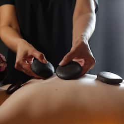 Sauna, hot tub, body treatments, aromatherapy, hot stone massages