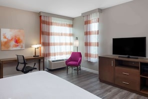 1 bedroom, premium bedding, pillow-top beds, individually decorated - La Quinta Inn & Suites by Wyndham Greensboro Arpt High Point (Greensboro)