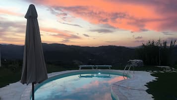 Outdoor pool, sun loungers