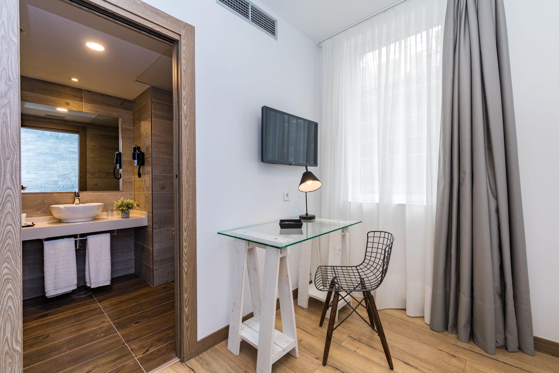 double room (la bahía) | in-room safe, desk, blackout curtains, soundproofing