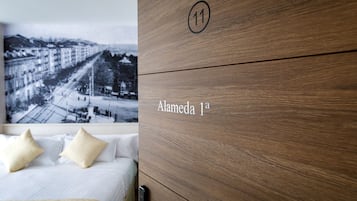 Suite (Alameda I) | Zimmersafe, Schreibtisch, Verdunkelungsvorhänge, schallisolierte Zimmer