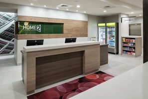 Reception - Home2 Suites by Hilton Orlando Airport (Orlando)